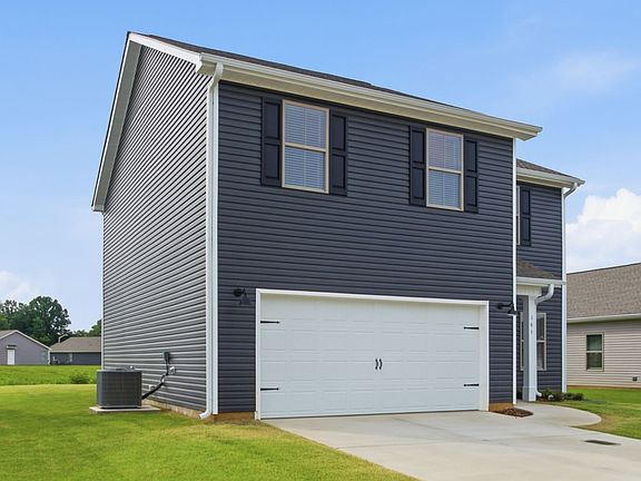 2nd image of 165 Labrador Ln