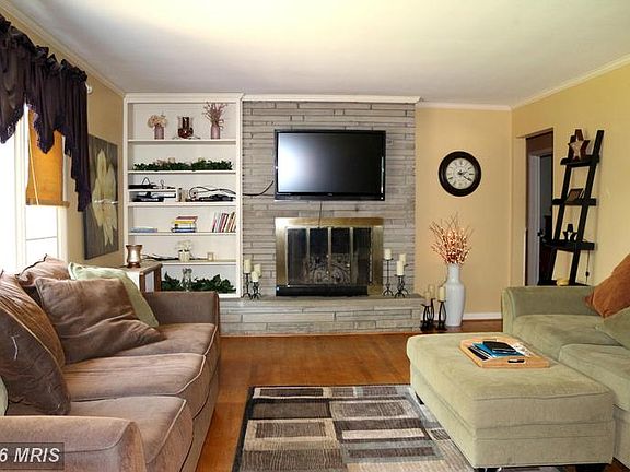 4th image of 12020 Greendale Dr