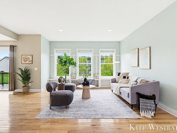 3rd image of 3297 Dogwood Ln