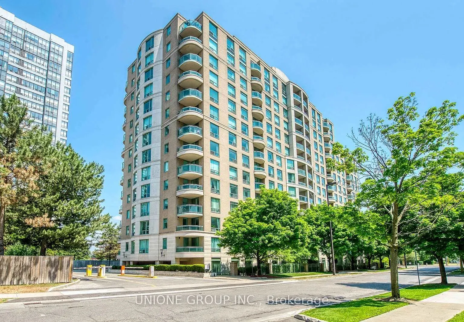2 bed, $2,850 — Photo 2
