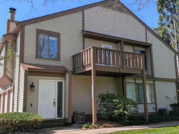 4870 Foxfire Trl, Portage, MI 49024