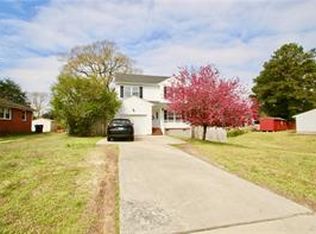 404 Stalham Rd, Chesapeake, VA 23325