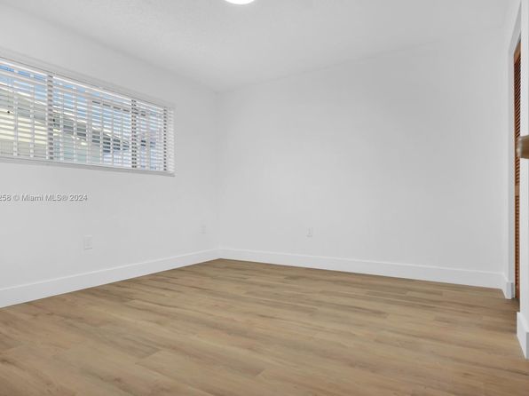 hialeah-florida-43959392 picture