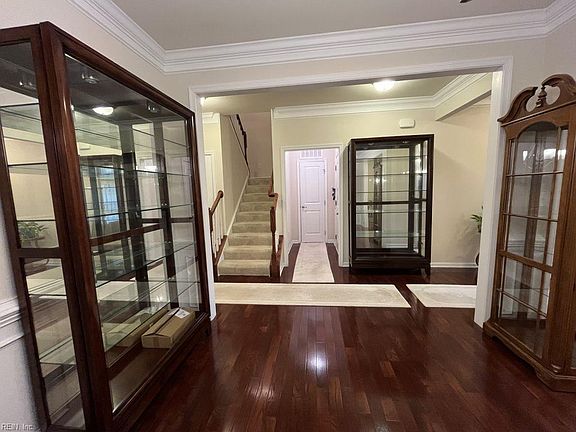 4th image of 3136 Sybilla St