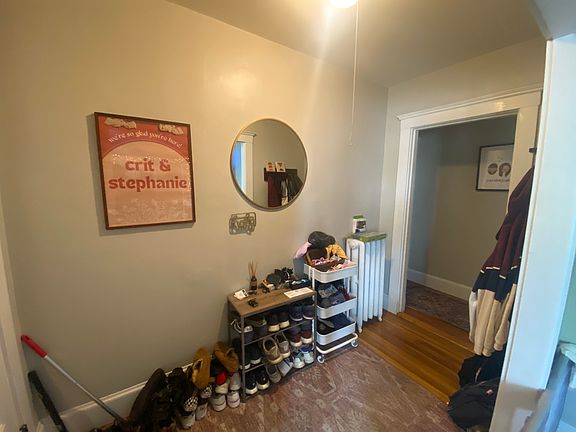 3rd image of 64 Hewlett St #1