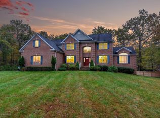 8 Mehar Ct, Jackson, NJ 08527