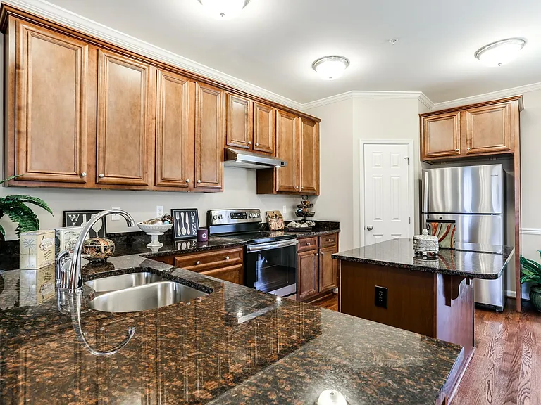 8235 Jeremiah Ln — Photo 5