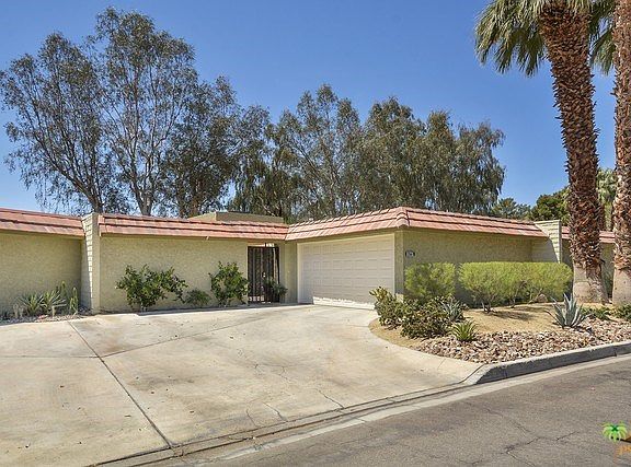 2nd image of 35670 Paseo Circulo E