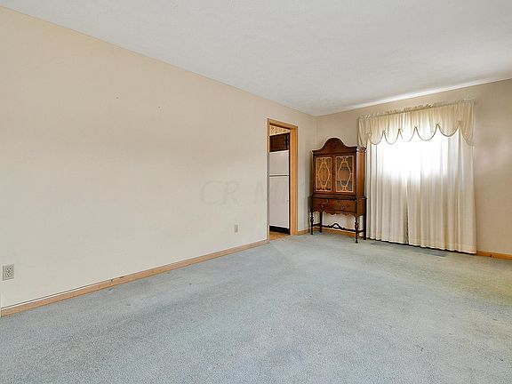 4th image of 2948 Voeller Cir