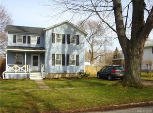 93 Irving St, Lockport, NY 14094