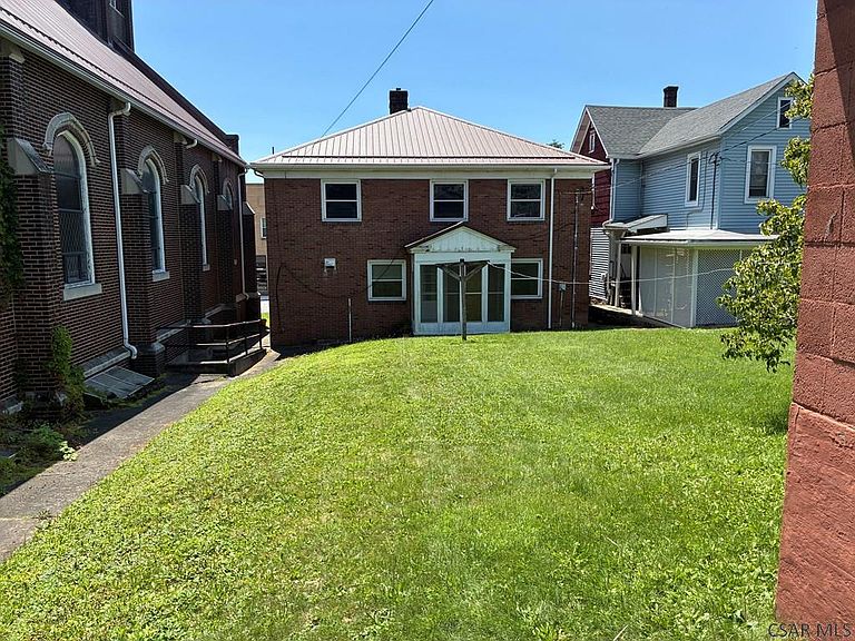 Listing photo 4