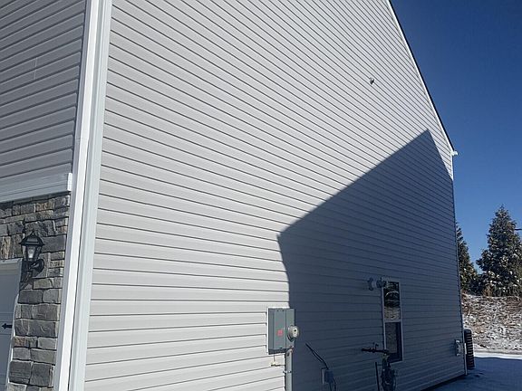3rd image of 1801 Abington Farms Way