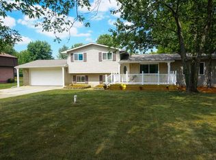 10305 E Potter Rd, Davison, MI 48423