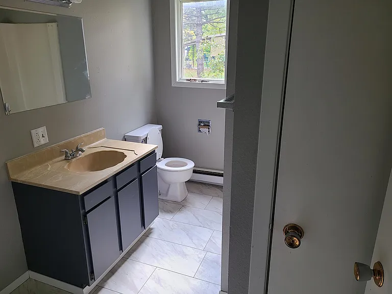 515 Dewey Ave #1 — Photo 10