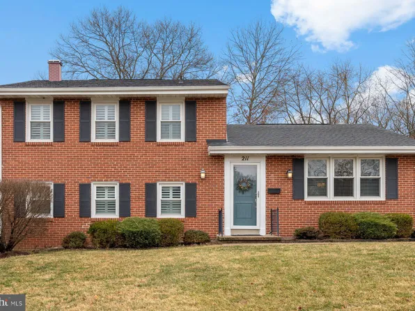 211 Brackenwood Ct, Lutherville Timonium, MD 21093