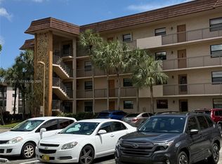 Lakes Of Carriage Hills, Tamarac, FL 33319