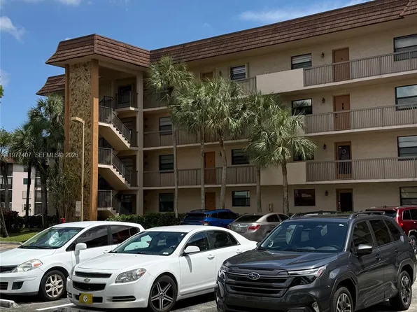 4940 E Sabal Palm Blvd APT 203, Tamarac, FL 33319