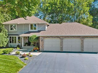 15393 Shadow Creek Rd N, Maple Grove, MN 55311