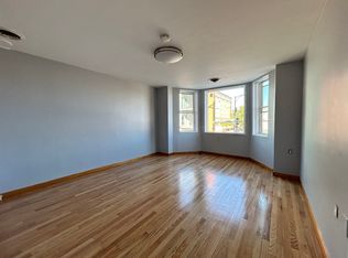2439 W Armitage Ave #2, Chicago, IL 60647