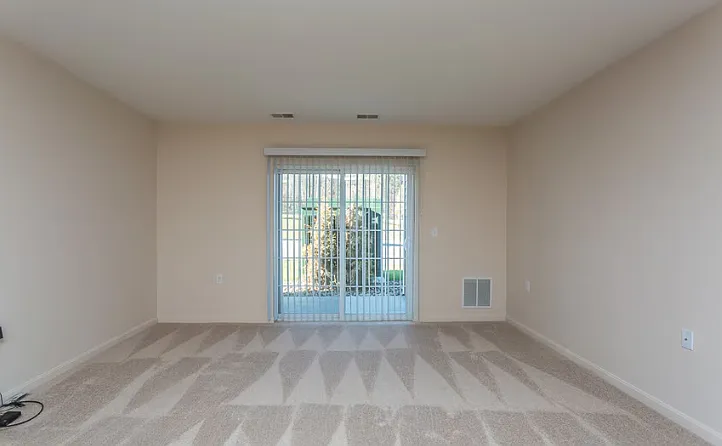 Huntington Square Senior Apartments — Photo 19