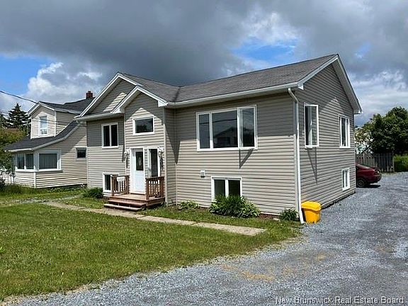 2nd image of 237 Loch Lomond Rd