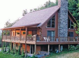 2 Lockwood Rd, Craryville, NY 12521