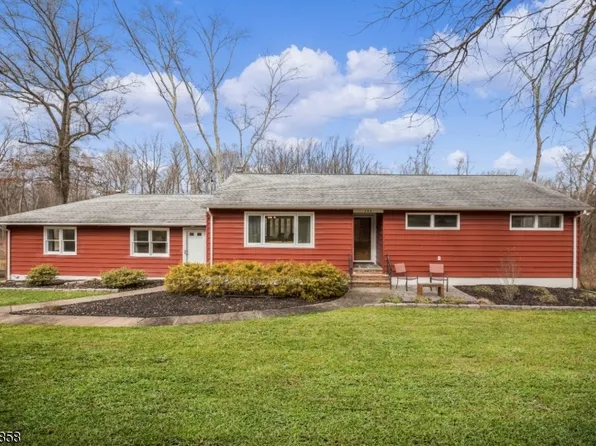 298 Meyersville Rd, Long Hill Twp., NJ 07933