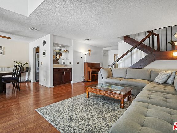 5th image of 18105 Andrea Cir N Unit 4