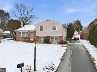 51 Glen Oaks Dr, Lancaster, PA 17603