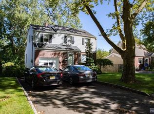 757 John St, Teaneck, NJ 07666