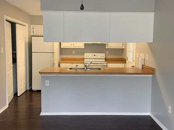 5th image of 4222 Highgate Dr