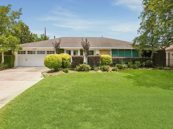 9534 Beverlyhill St, Houston, TX 77063