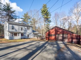 11 Heath St, Newton, NH 03858