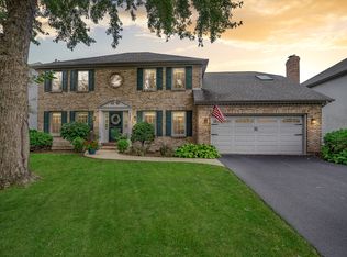 1852 Syracuse Rd, Naperville, IL 60565