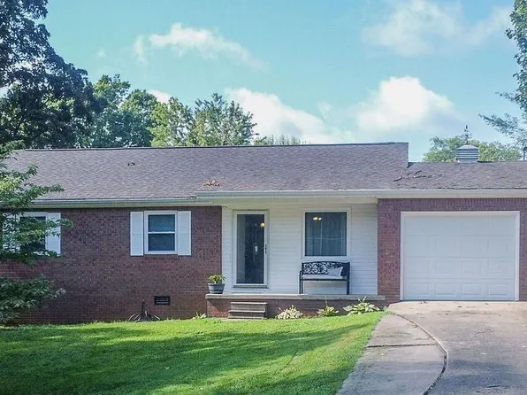 457 College Ave, Paducah, KY 42001