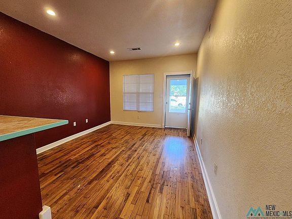 4th image of 307 S Alameda St