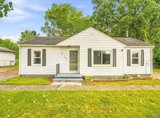 815 N Hix Rd, Westland, MI 48185