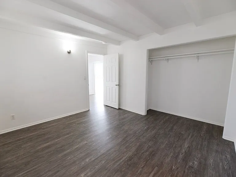 2601 S. El Camino Real — Photo 20