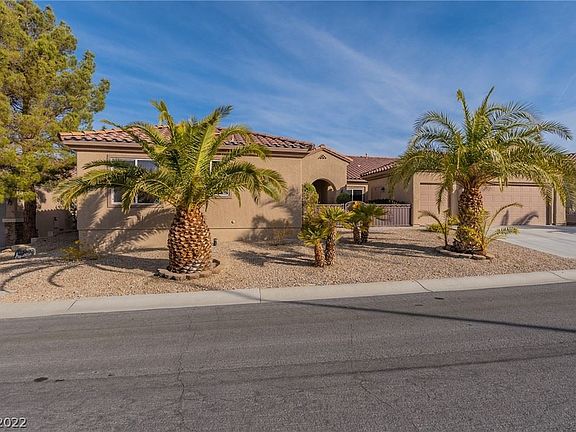 4th image of 2432 Anderson Park Dr