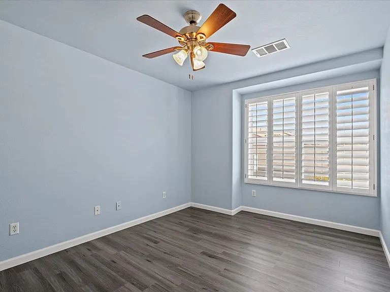 4431 Golden Palomino Ln — Photo 17