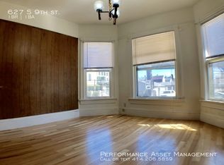 627 S 9th St, Milwaukee, WI 53204