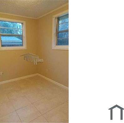 3rd image of 5787 Carver Cir