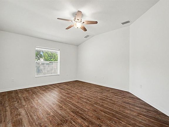5th image of 9096 SOUTHERN CHARM CIRCLE
