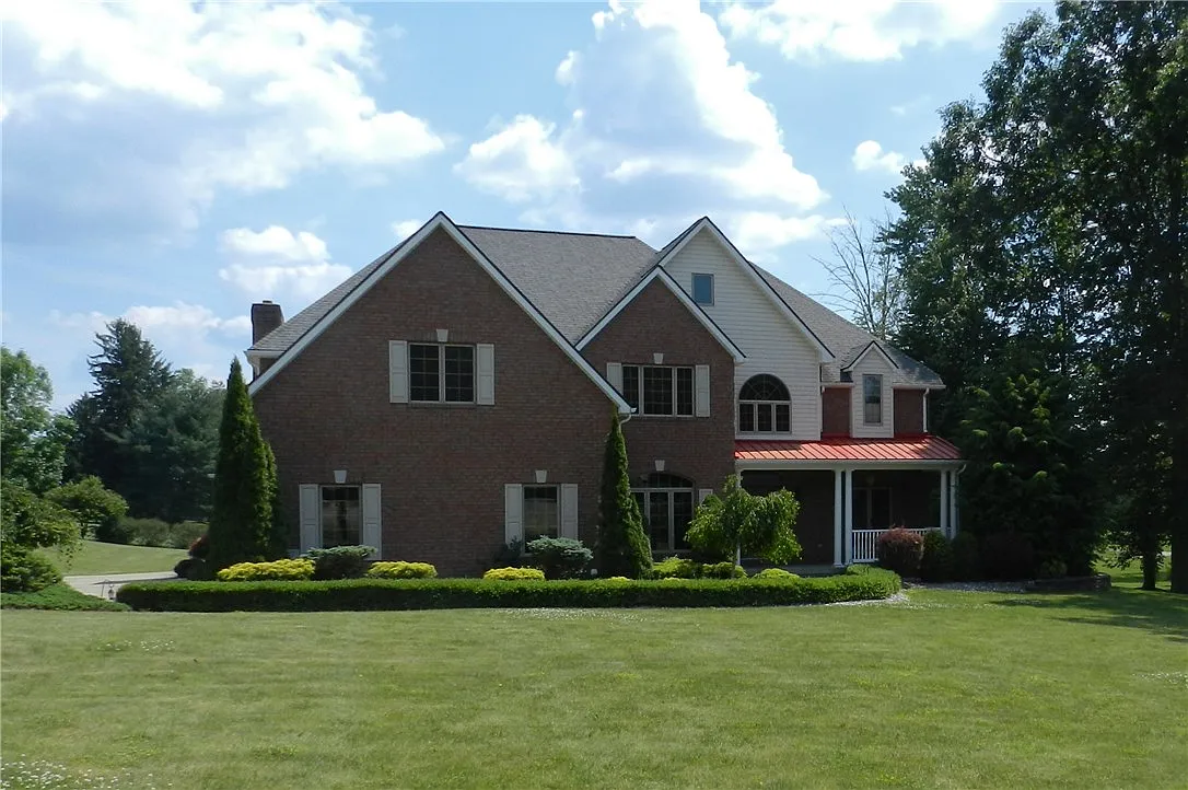107 Scott Dr photo 1