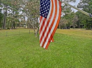 1165 Creekside Dr, Manning, SC 29102