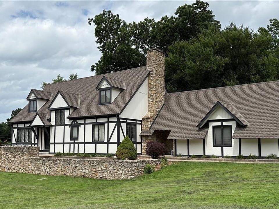 1st image of 5475 Clare Rd