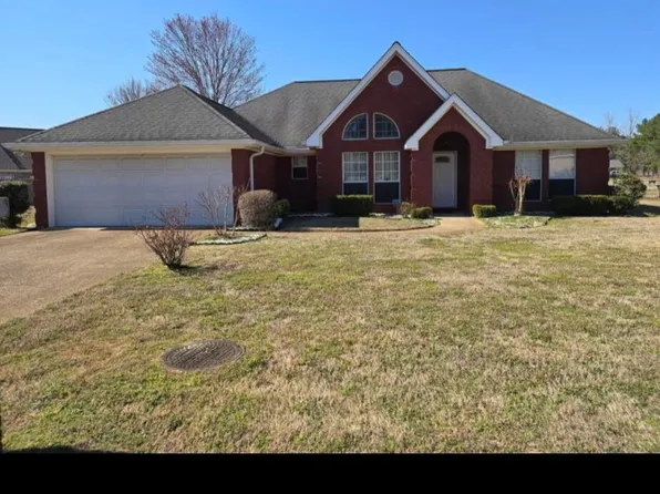 60 1st Colony, Columbus, MS 39702