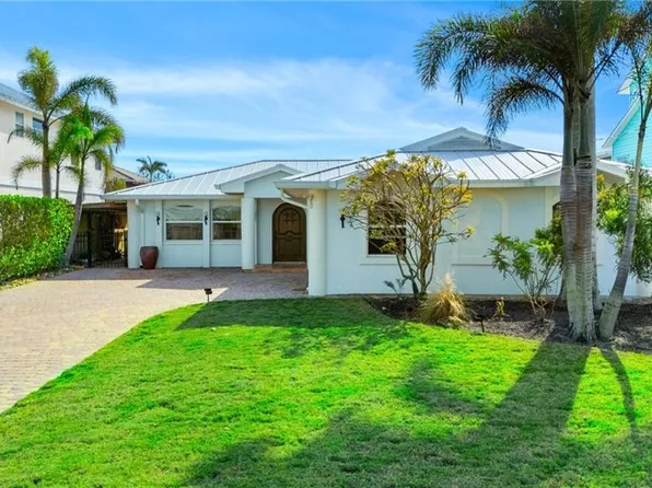 254 Curlew ST, FORT MYERS BEACH, FL 33931