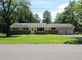 8 Maple Ave, Freehold, NJ 07728