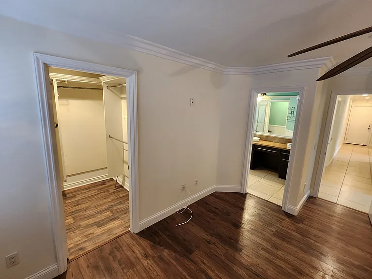 3045 E Newgrove St — Photo 25